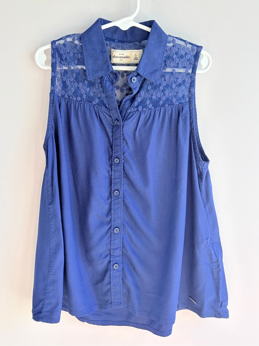 Abercrombie Kids Blouse Top Navy Blue Sleeveless Lacy Button Front Girls EUC S
